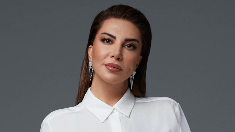 Eşref Rüya’da Ebru Yaşar Rüzgarı: Sahne Büyük Beğeni Topladı - Resim : 2