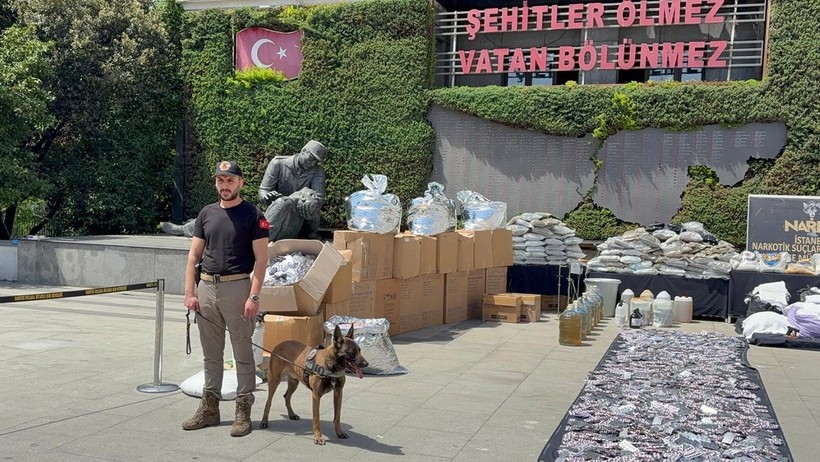 İstanbul’da Dev Uyuşturucu Operasyonu: 20 Kişi Gözaltında - Resim : 1