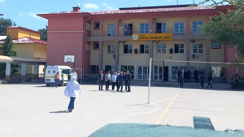 Eski Hükümlü Dehşet Saçtı: Giresun'da Lisede Silahlı Saldırı! 2 Kişi Hayatını Kaybetti - Resim : 3
