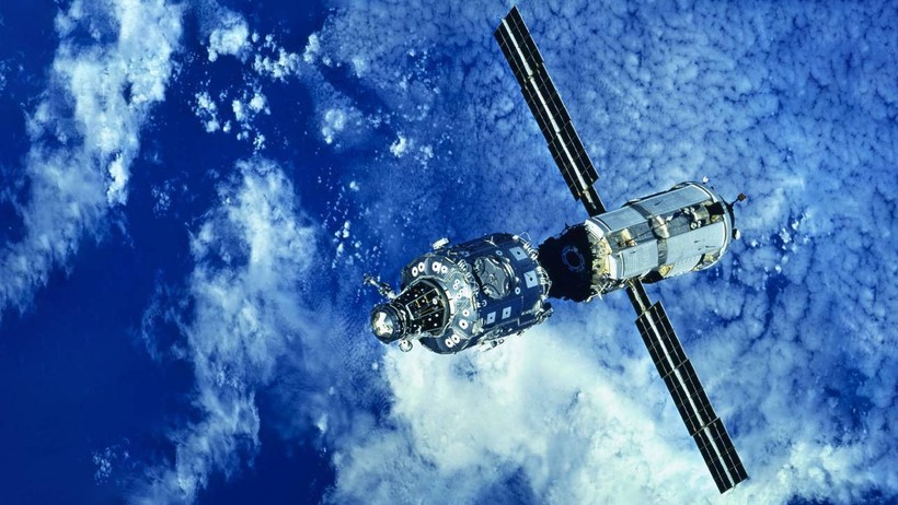 Türkiye de Riskli Ülkeler Arasındaydı... Sovyet Uzay Aracı 'Kosmos 482' Dünya’ya Düştü - Resim : 2