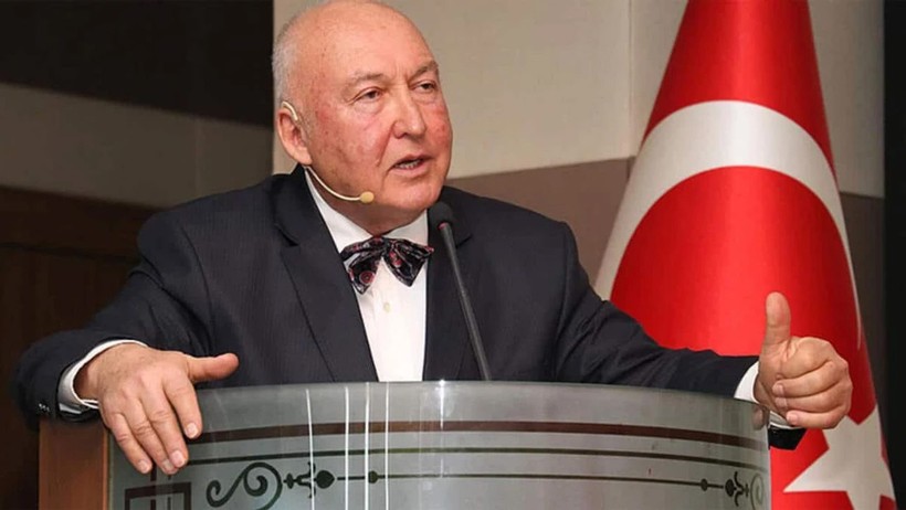 Övgün Ahmet Ercan, Ege Depreminin Nedenini Açıkladı - Resim : 1