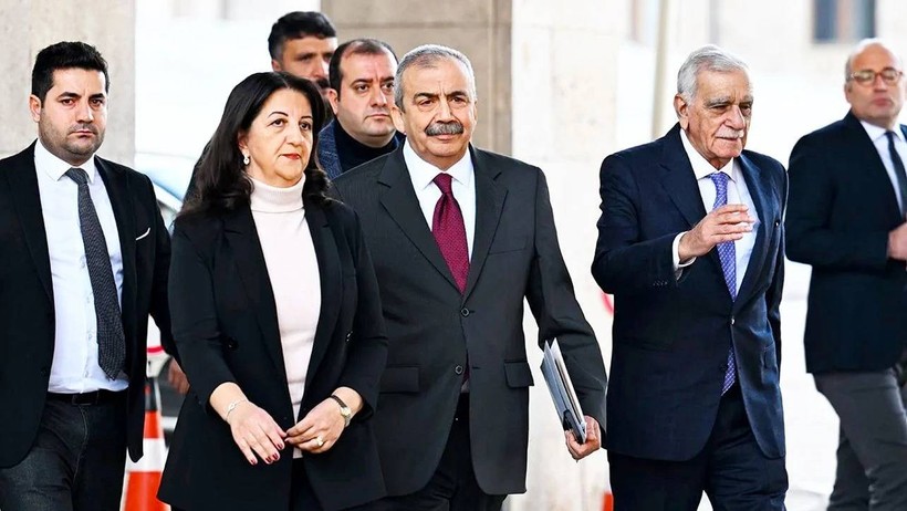 DEM Parti Yeni Sürecin Yol Haritasını Belirledi: İşte MYK Toplantısında Konuşulanlar... - Resim : 1