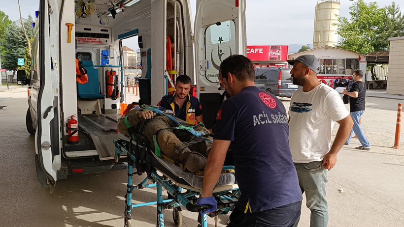 Bursa'da Altyapı Çalışmasında Göçük: 1 İşçi Ağır Yaralı - Resim : 2