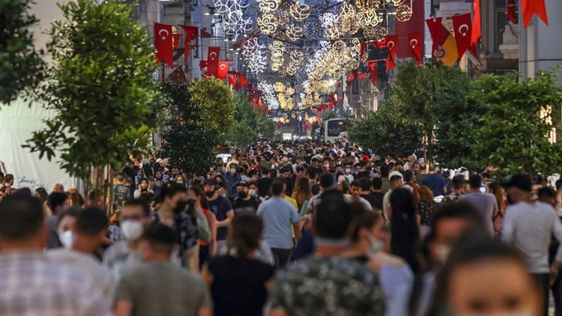 İstanbul'da 4 Kişilik Bir Ailenin Yaşam Maliyeti 90 Bin Lirayı Aştı - Resim : 2