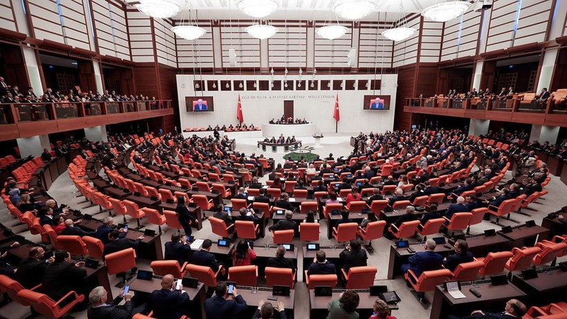 AKP Varank'ı Böyle Geri Çevirmiş: 'Gerginlik İstemiyoruz' - Resim : 1