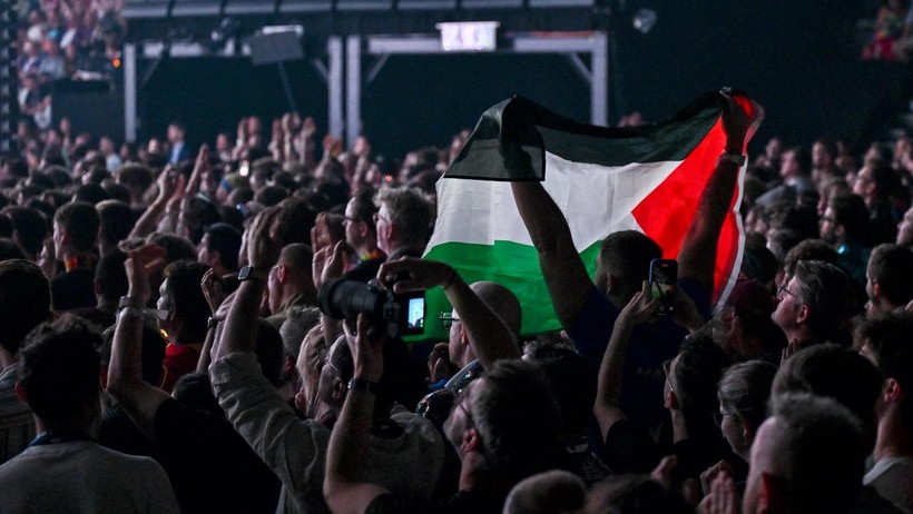 Eurovision 2025'te Zafer Avusturya'nın! İsrail Protestoları Geceye Damga Vurdu - Resim : 2