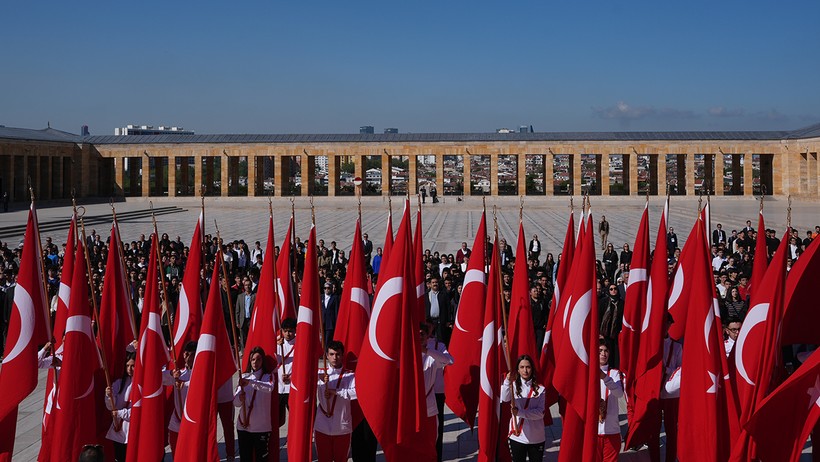 Anıtkabir’de 19 Mayıs Coşkusu! 81 İlden Gençler Akın Etti - Resim : 1