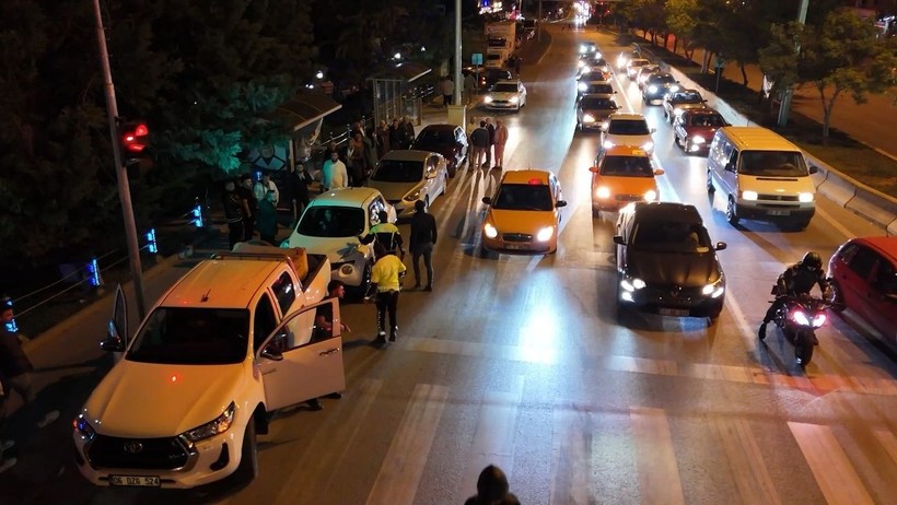 Gasp, Kaza, Kaçış: Kırıkkale'de Sokaklar Savaş Alanına Döndü - Resim : 2