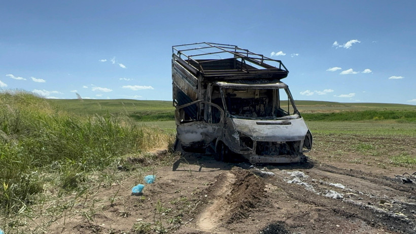 Diyarbakırlı Bir Annenin Gözyaşları! Boş Kovanlar, Yanmış Kamyonet... Baba ve Oğluna Ne Oldu? Cinayet mi? Sır Perdesi Aralanıyor - Resim : 3