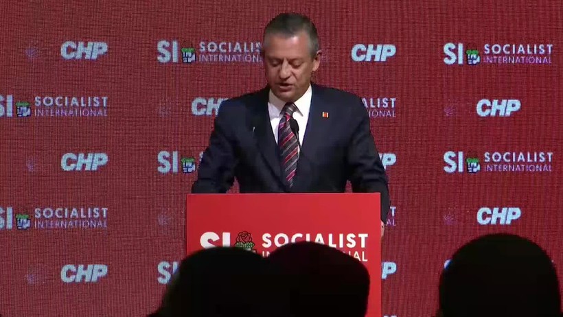 Özgür Özel'den Sosyalist Enternasyonal Toplantısında Dikkat Çeken Yorum: 'En Büyük Mücadelemiz' Diyerek Açıkladı - Resim : 1