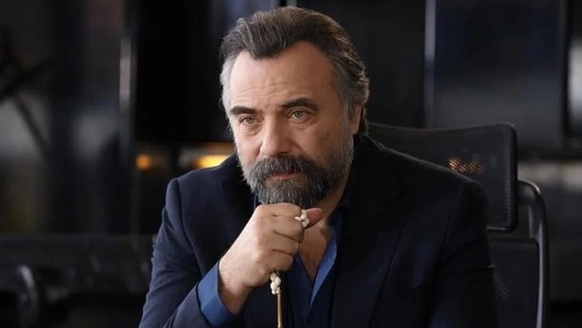 Ünlü Oyuncu Oktay Kaynarca'dan Şoke Eden 'ATV' Hamlesi! Yorum Yağdı, Herkes Tek Bir Şey Söyledi - Resim : 1