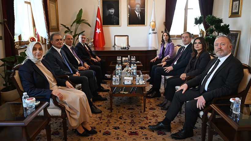 DEM Parti- AKP Görüşmesi Sona Erdi: Ne Konuştular? İlk Açıklama Geldi - Resim : 1