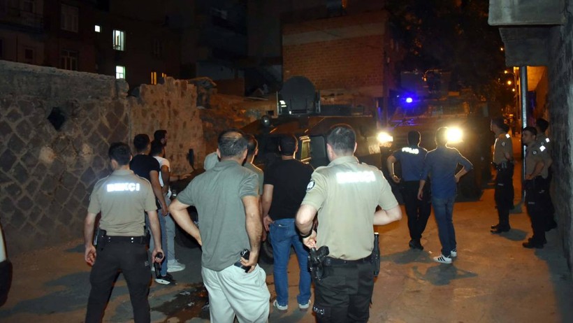'Dur' İhtarına Uymadı, Polisle Çatıştı! Özel Harekat Ekipleri Devreye Girdi, Vurularak Yakalandı - Resim : 1