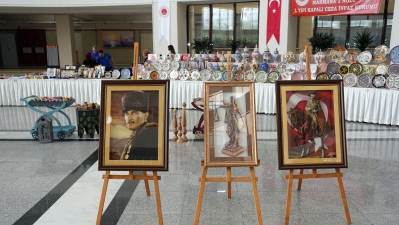 Bakırköy Adliyesi'nde El İşi Faaliyetleri Sergisi Düzenlendi - Resim : 1