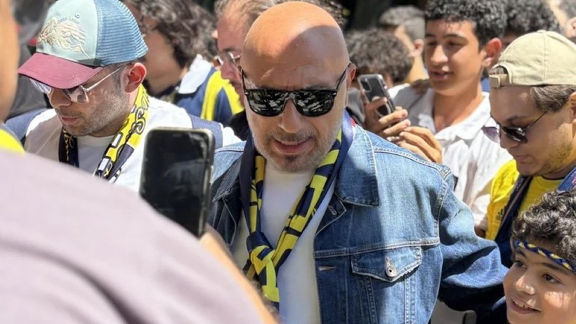 Binlerce Fenerbahçeli Taraftar Akın Etti! Bağdat Caddesi'nde 'İstifa' Sesleri - Resim : 2