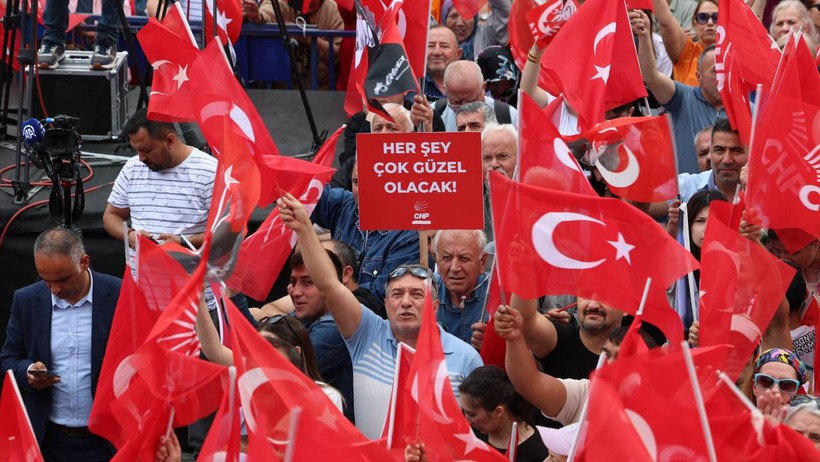 Özgür Özel, Düzce'de İlk Kez Anlattı! Kandıra Cezaevi'nde Neler Oldu? - Resim : 3