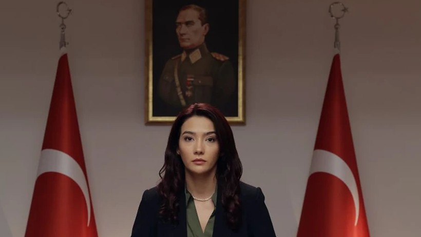 Teşkilat Dizisinin Kadrosundan Çıkarılan Aybüke Pusat’tan Aylar Sonra Bir İlk! Yeni İmajı Şoke Etti - Resim : 2