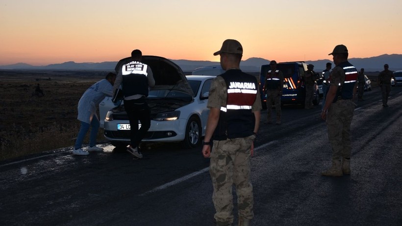 Şanlıurfa'da Arazi Anlaşmazlığında Kanlı Pusu: Uzun Namlulu Silahla Katletti - Resim : 2