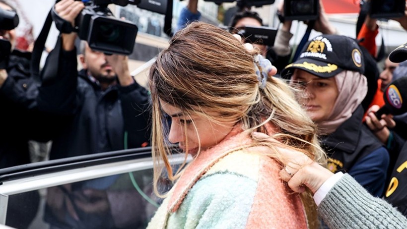Nihal Candan Hastaneye Kaldırıldı: Bahar Candan 'Ablam Ölüyor' Diyerek Yardım İstedi - Resim : 2
