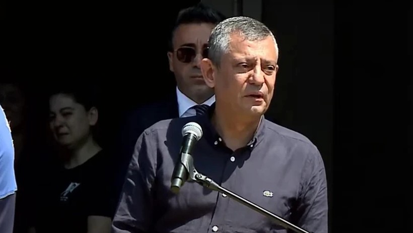 Ferdi Zeyrek'e En Yakın Dosttan Yürek Burkan Veda - Resim : 5