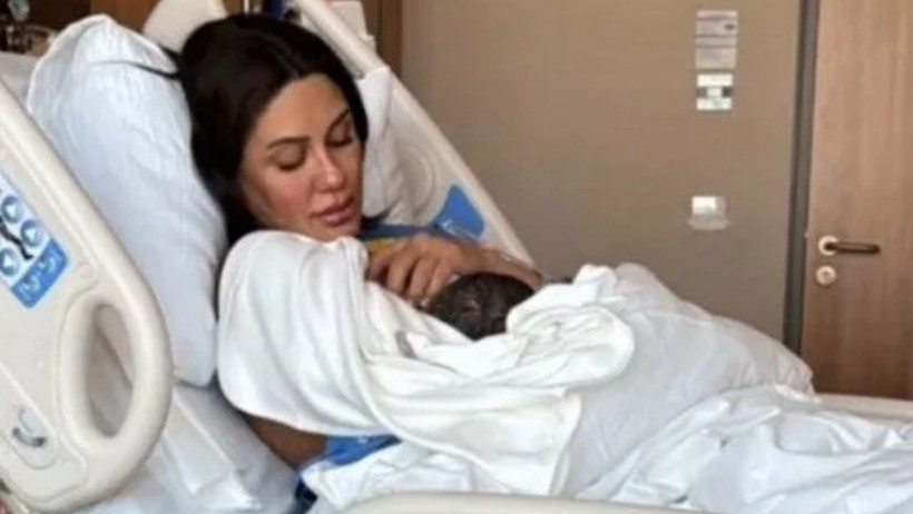 Survivor Sahra Işık Anne Oldu: İşte Oğlu Pamir ile İlk Fotoğrafı - Resim : 2