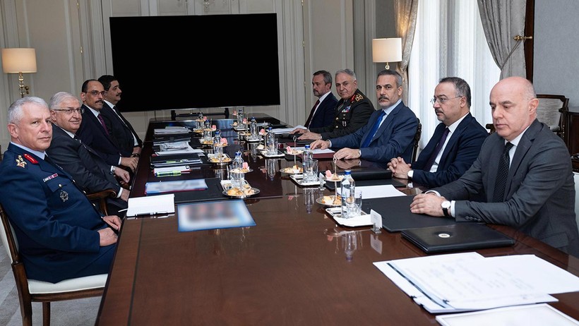 Ankara Alarmda! Fidan, Güler, Kalın ve Gürak Arasında Kritik Zirve - Resim : 1