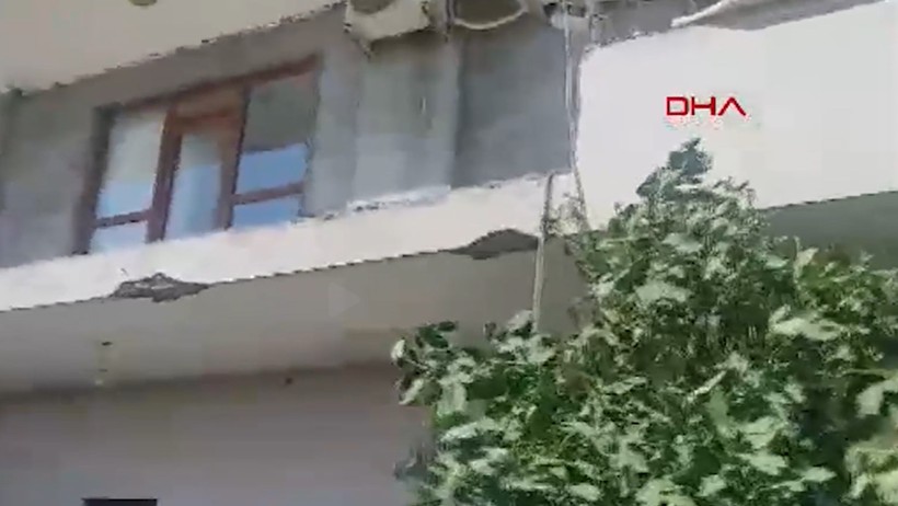 Batman'da Balkon Çöktü! Ölü ve Yaralılar Var - Resim : 1