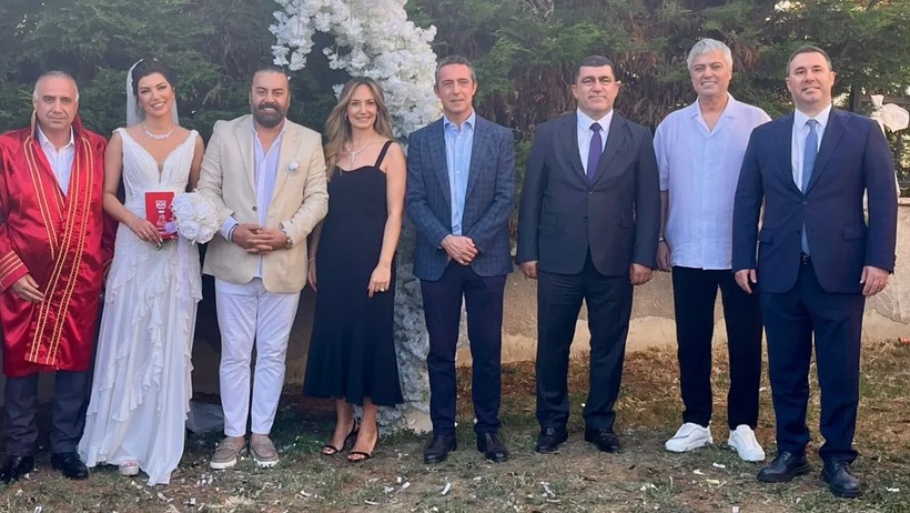 Ali Koç, Ünlü Çiftin Nikah Şahidi Oldu: O Lafı Sosyal Medyayı Salladı - Resim : 1