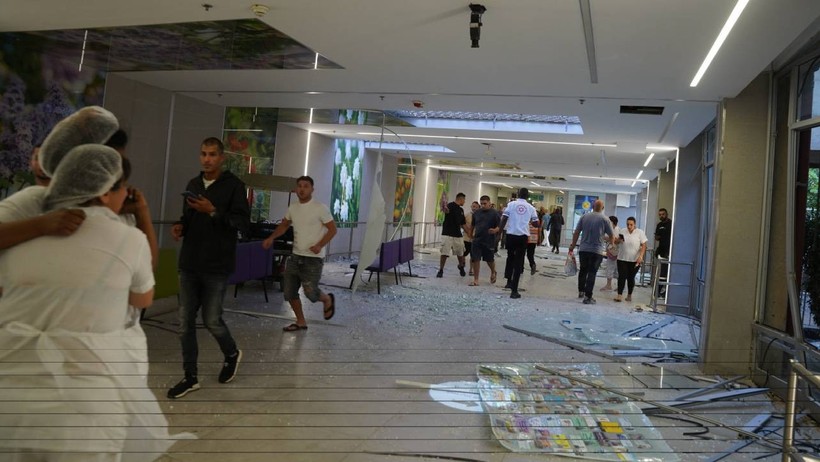 Orta Doğu'da Savaş 7. Gününde: Nükleer Tesise Saldırı, Trump'tan Kritik Açıklamalar - Resim : 2
