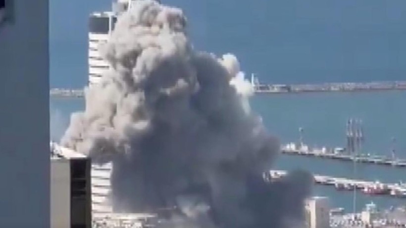 Savaşta 8. Gün: İran Hayfa'yı İsrail Tebriz'i Vurdu! Yaralılar Var - Resim : 1