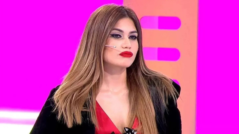Nihal Candan'ın Ölümü Sonrası İlk Kez Anlattı! Derya Uluğ'dan 'Anoreksiya' İtirafı: 'Bir Dilim Ekmek İçin...' - Resim : 1