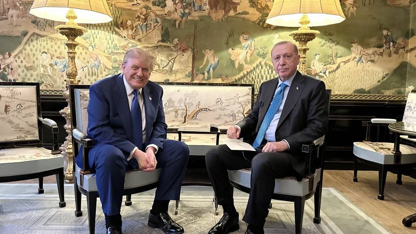 Lahey'de Tarihi Zirve: Cumhurbaşkanı Erdoğan ve Trump Bir Araya Geldi - Resim : 2
