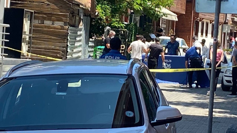 Park Halindeki Otomobilden Ceset Çıktı! 'Günlerdir Koku Geliyordu...' - Resim : 2