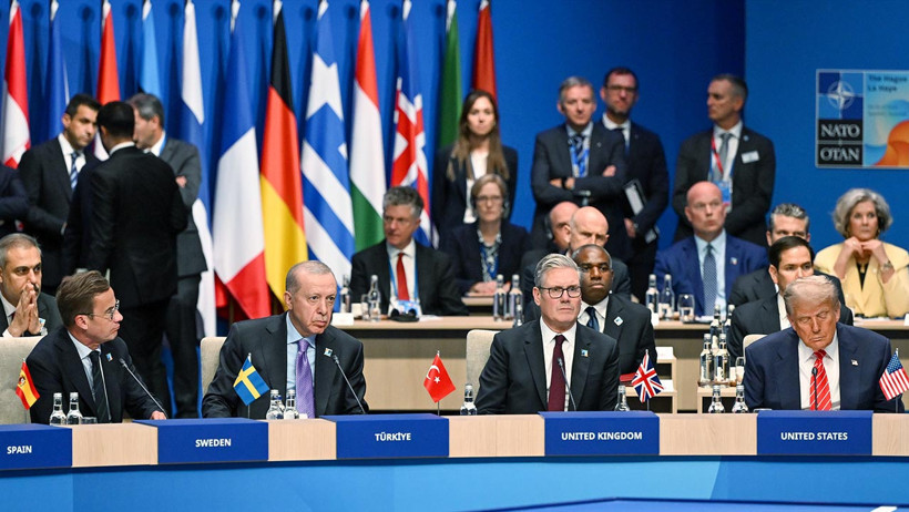 Cumhurbaşkanı Erdoğan'dan NATO Zirvesi Sonrası Kritik Mesajlar - Resim : 4