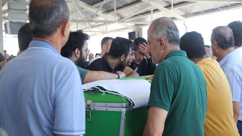 Pencereden Aşağı 'Düşen' Emel'in Eşi Serbest Bırakıldı, Ailesi İsyan Etti'... 'İntihar Değil Cinayet' - Resim : 1