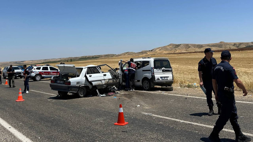 Adıyaman'da Katliam Gibi Kaza! 4 Ölü, 1 Yaralı - Resim : 2