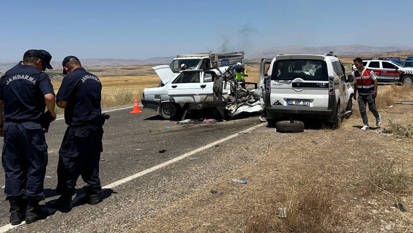 Adıyaman'da Katliam Gibi Kaza! 4 Ölü, 1 Yaralı - Resim : 1