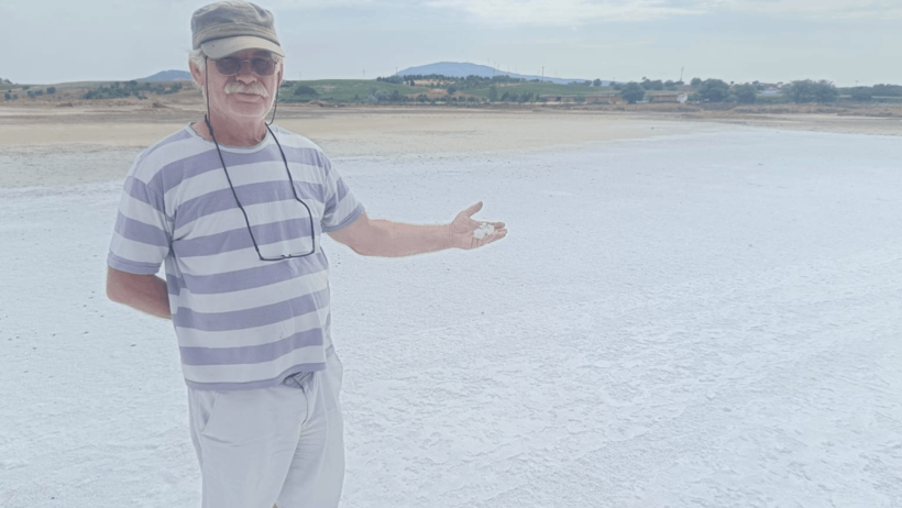 Göl Buhar Olup Uçtu, Geriye Tuzu Kaldı - Resim : 1