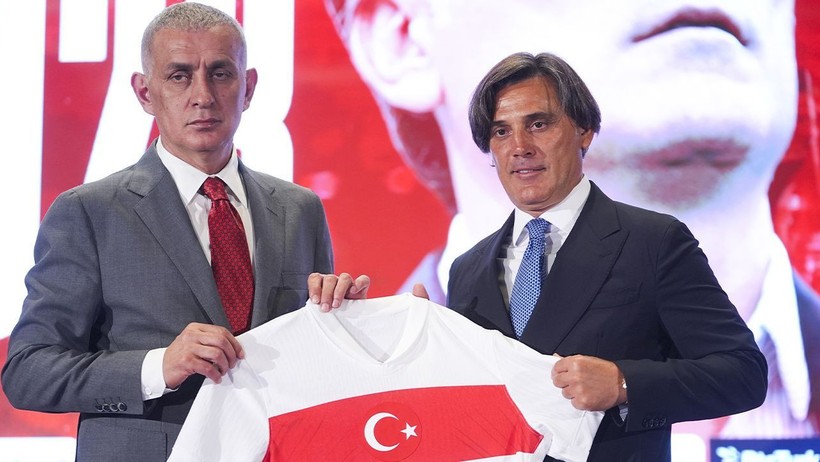 A Milli Takım'da Montella ile İmzalar Atıldı - Resim : 1
