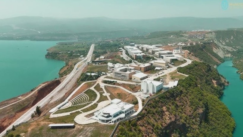 Üniversitede Büyük Skandal: Sanat Derslerine Fizikçi Giriyor! - Resim : 1