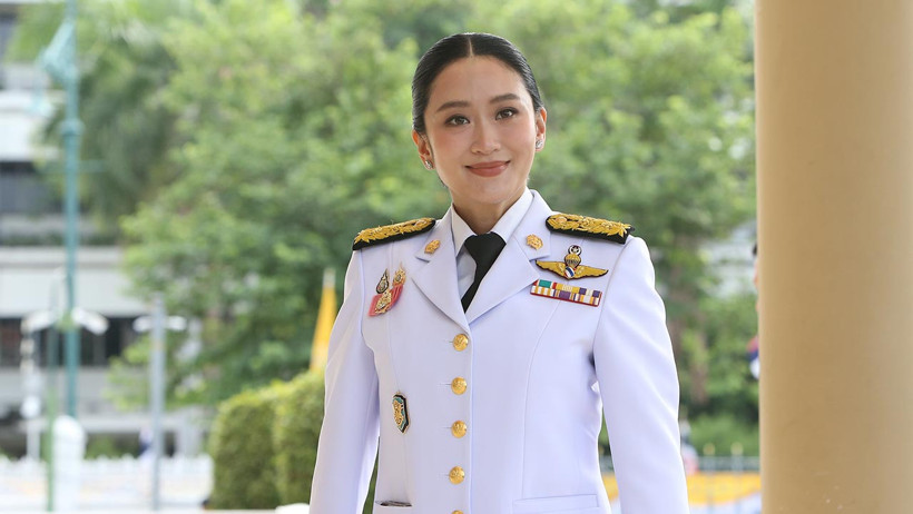 Görevden Alınan Tayland Başbakanı, Kültür Bakanı Olarak Kabineye Girdi - Resim : 1