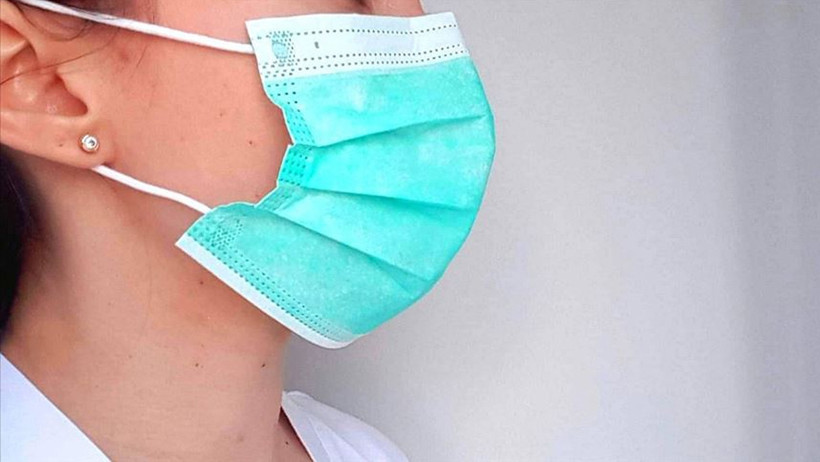 Kovid-19 Bambaşka Bir Şekilde Geri Döndü! Hızla Yayılıyor, Yeni Tehlike Dehşete Düşürüyor: Sesinizi Kaybedebilirsiniz - Resim : 1