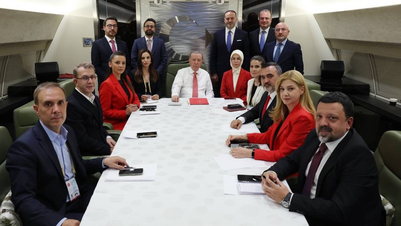 Cumhurbaşkanı Erdoğan'dan 'Terörsüz Türkiye' Mesajı: 'Önümüzde Yepyeni Bir Kapı Açılacak' - Resim : 1