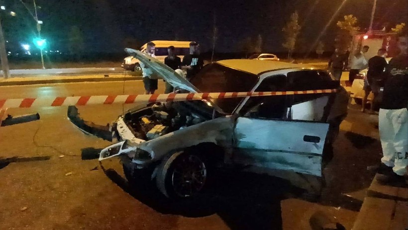 Zincirleme Kazadan Sonra Ortalık Savaş Alanına Döndü: 6 Yaralı, 12 Gözaltı - Resim : 2