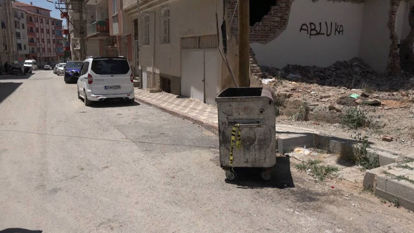 Elazığ’da Dehşet: Yeni Doğan Bebeğini Çöpe Attı - Resim : 1