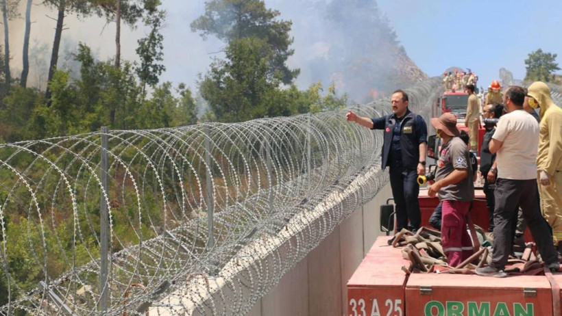 Lazkiye Yangını 10. Gününde: Alevler Türkiye Sınırında, Hatay Valisi'nden Açıklama - Resim : 4