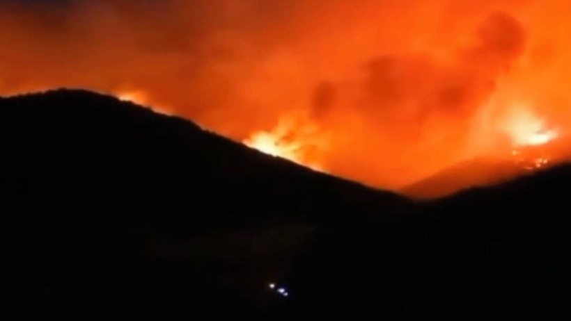 Konya-Isparta Sınırında Alev Alarmı! Yangın Köylerin Kapısına Dayandı - Resim : 3