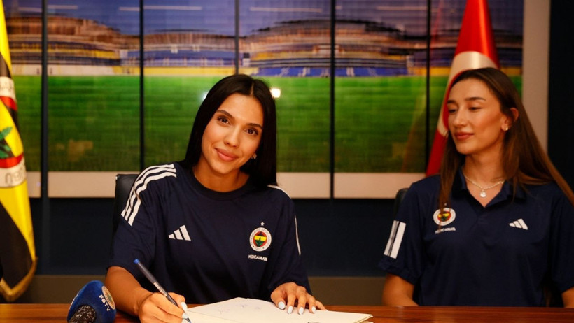 Sarı-Lacivertli Kadroya Güç Takviyesi: Hande ve Helin Resmen Fenerbahçe’de - Resim : 1