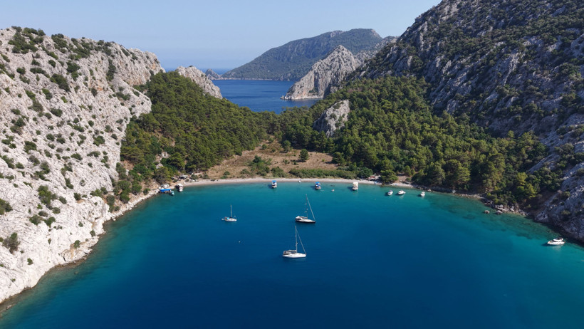 Korsanların Gizlendiği Yerin Hemen Yanı Başında! Türkiye’nin James Bond Koyu Tayland’dakini Unutturdu - Resim : 1