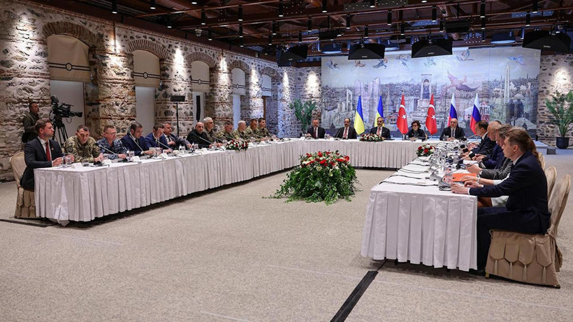 İstanbul'da Üçüncü Barış Masası Kuruluyor: Kremlin'den Yeni Açıklama Geldi - Resim : 1